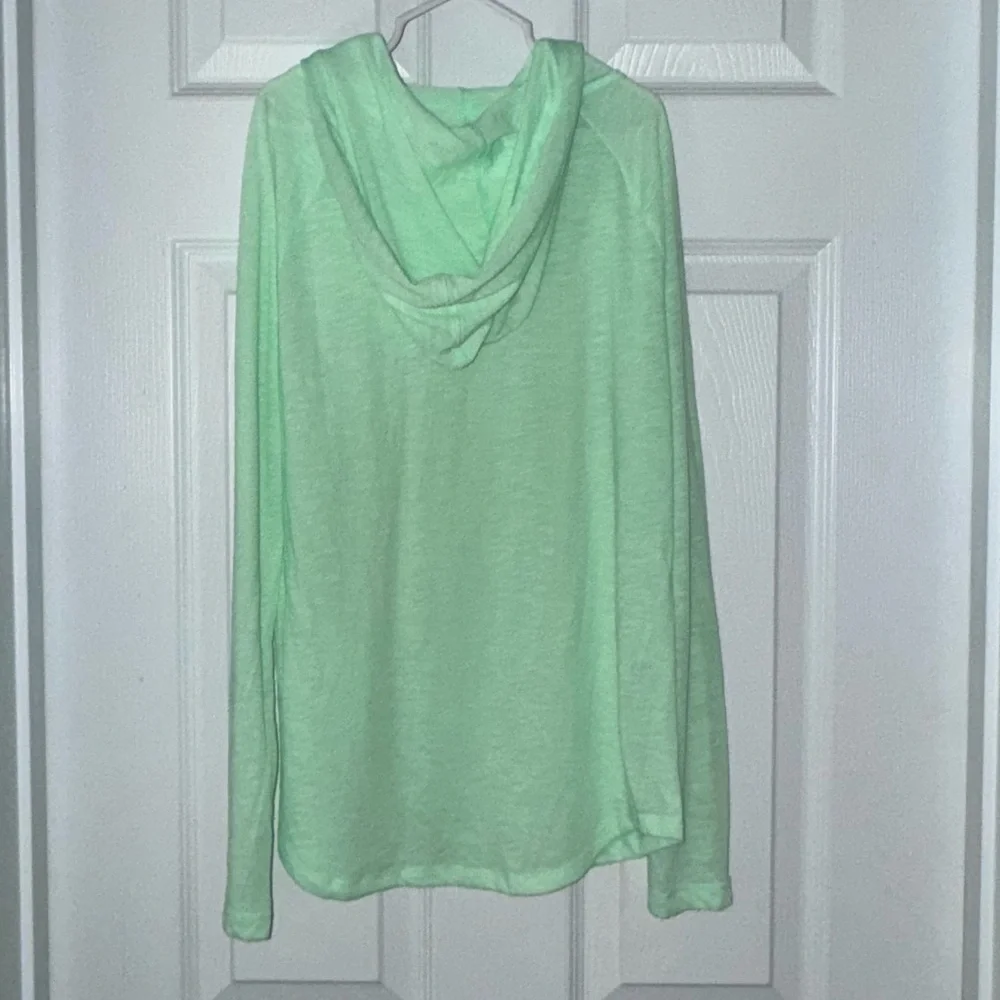 Old Navy active top